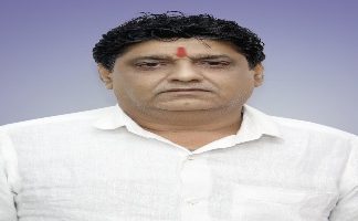चेंबर आफ कामर्स के जिलाध्यक्ष प्रकाश रोहरा ने दी बधाई एडिशनल एस पी सुखनंदन राठौर , पुलिस सेवा के क्षेत्र मे उत्कृष्ट योगदान के लिए गृह मंत्री ताम्रध्वज् साहू के हाथों शिखर सम्मान से नवाजा गया l