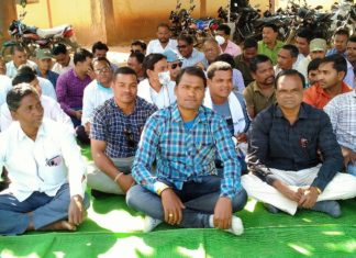 छूरा, ग्राम पंचायत सचिव संघ द्वारा अपनी एक सूत्रीय मांगों को लेकर छुरा में अनिश्चितकालीन हड़ताल