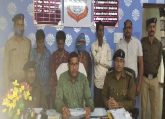 गौ तस्करी करने वाले चार आरोपी के विरुद्ध पुलिस थाना राजीम ने की कार्रवाही