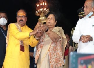 राज्यपाल सुश्री अनुसुइया उइके ने किया सन्त समागम का शुभारंभ