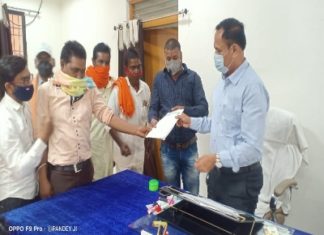 मंडी बोर्ड द्वारा बाजार हाट निर्माण किया गया है जिसमें भ्रष्टाचार किया गया। शिवसेना द्वारा जांच की मांग