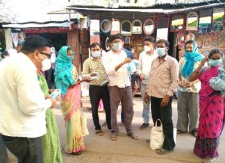 कोविड 19 से बचाव हेतु चेम्बर ने लोगो को बांटे निशुल्क मास्क