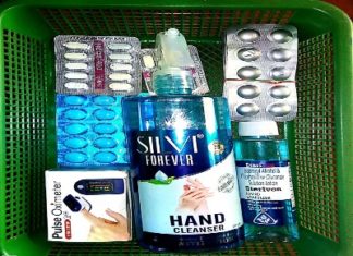 ग्राम पंचायत में मितानीन द्वारा कोरोनावायरस के बढ़ते संक्रमण के कारण अब पारा मुहल्ला में ही दवाई उपलब्ध