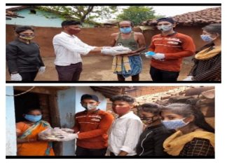 ए बी वी पी कार्यकर्ता ने कोविड-19 देखते हुए जरूरत मत लोगो को मास्क व सूखा राशन वितरण किया एवं टीका लगाने का जागरूकता किया ।