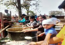 महाशिवरात्री में रोहरा परिवार ने किया विशाल भंडारे का आयोजन, हजारो श्रध्दालुओ ने ग्रहण किया प्रसाद