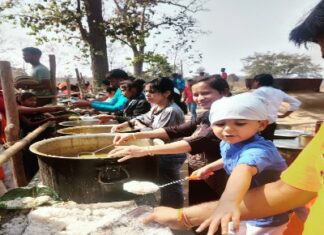 महाशिवरात्री में रोहरा परिवार ने किया विशाल भंडारे का आयोजन, हजारो श्रध्दालुओ ने ग्रहण किया प्रसाद