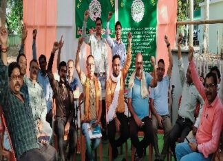 छत्तीसगढ़ वन लिपिक कर्मचारी संघ अपनी 10 सूत्रीय मांगों को लेकर अनिश्चितकालीन हड़ताल आज से