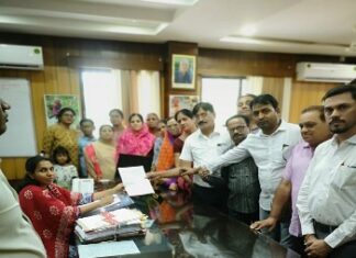 छत्तीसगढ़ क्रांति सेना के प्रदेश अध्यक्ष अमित बघेल के विरुद्ध जैन समाज के धर्म गुरुओं पर अभद्र टिप्पणी पर। कार्यवाही के ज्ञापन……