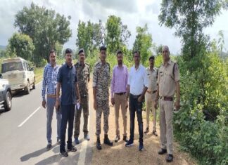 गरियाबंद से देवभोग नेशनल हाईवे में दुर्घटनाजन्य स्थानों का किया गया समीक्षा