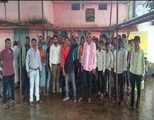 ग्राम पंचायत मालगांव में लगा ताला ग्रामीण ग्राम सभा का बहिष्कार किया गया