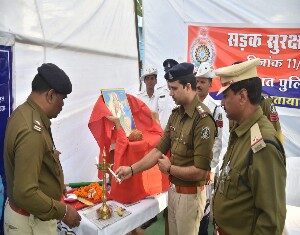 गरियाबंद पुलिस द्वारा यातायात सड़क सुरक्षा सप्ताह का किया गया शुभारंभ।