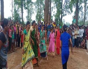 जोन स्तरीय छत्तीसगढ़िया ओलंपिक खेल संपन्न ग्राम फुलकर्रा मे कुल 8 पंचायतों के प्रतिभागी लिये भाग