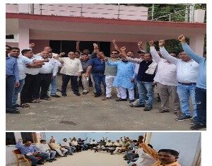 दोबारा अनिश्चित कालीन हड़ताल पर बैठे की तैयारी