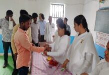 ब्रह्मकुमारी की दीदीयों ने जेल में मनाया रक्षाबंधन, कैदियों को दी नई जिंदगी की सीख