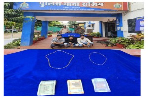 गरियाबंद पुलिस द्वारा सुने मकान में सोने का जेवर एवं नगदी रकम चोरी करने वाले तीन आरोपी सहित विधि से संघर्षरत बालक को किया गया गिरफ्तार।